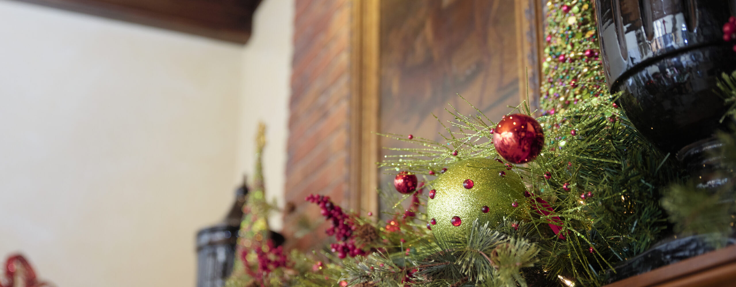 033 - Details - Laura Kauffman Interiors - Details - Christmas 2019 - 61333 - BRS